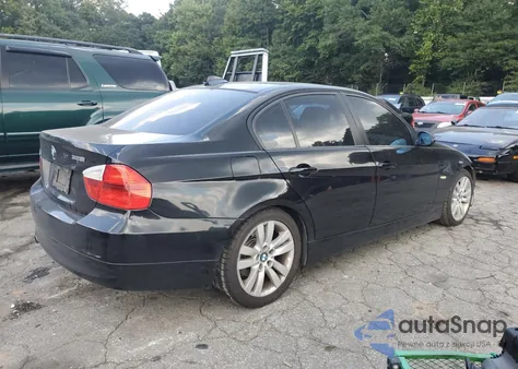 2007 BMW 328 I z USA, uszkodzony, nr VIN WBAVA33517FV65941